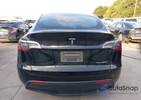 2023 Tesla Model Y Awd/Long Range Dual Motor All-Wheel Drive из США, поврежденный, VIN 7SAYGAEE7PF767951